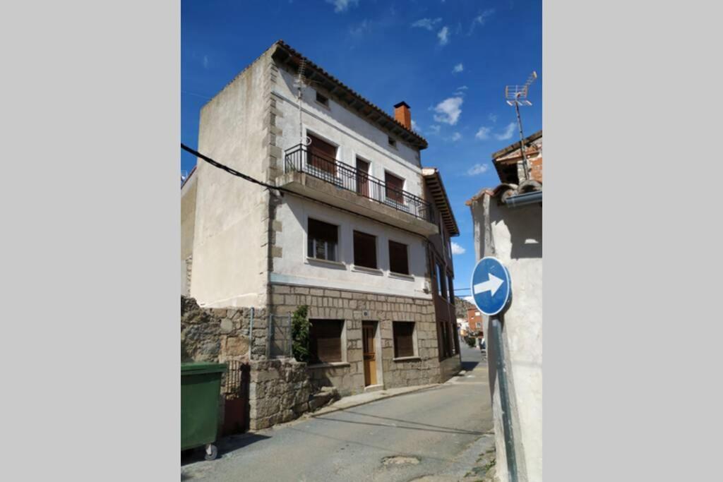 Casa De Pueblo Cerca De Gredos Y Navaluenga Villa Navalmoral Exteriör bild